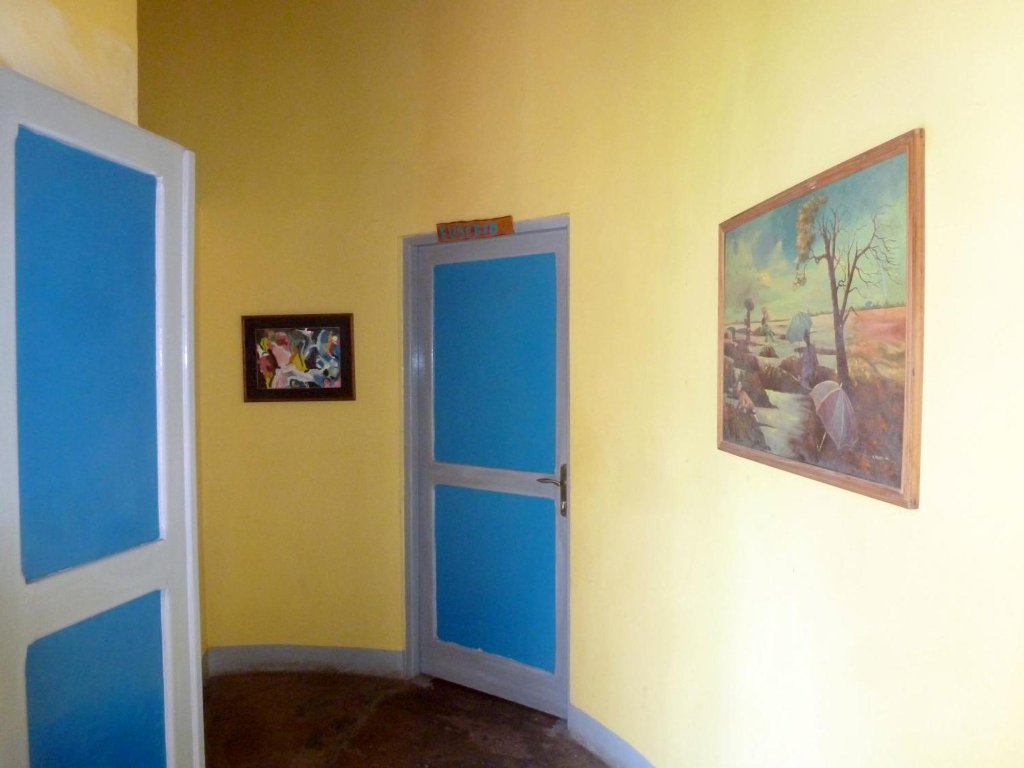 Pariango Beach Motel Tofo Room photo